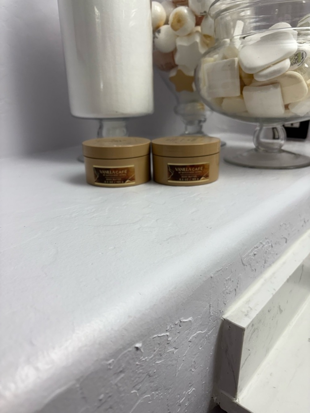 Bath & Body Works 6.5 oz Vanilla Café Cafe Whipped Body Butter Cream x3
2